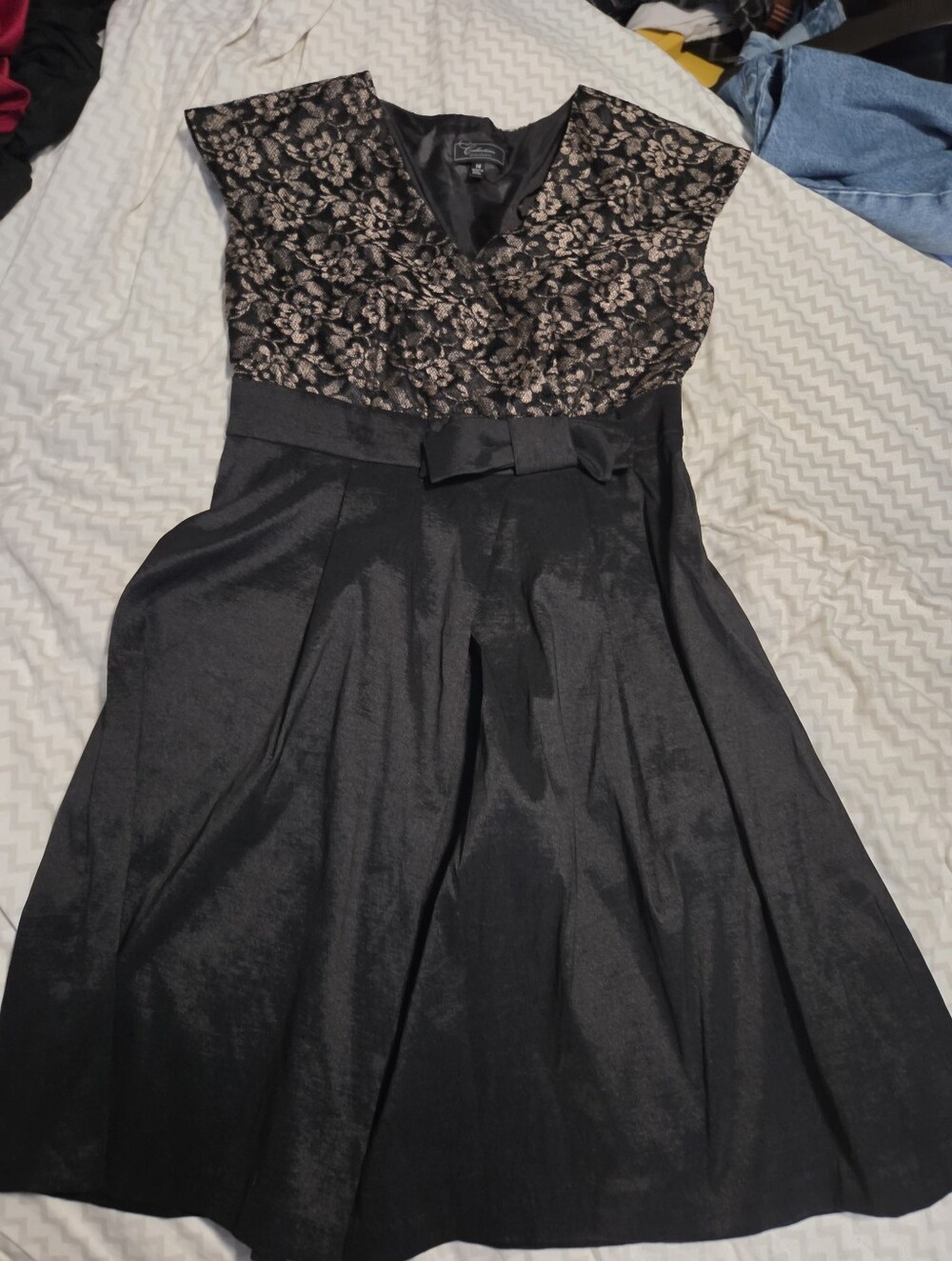 Women's Black And Gold Lace Collection Dressbarn Retro Inspired Cocktail Dress